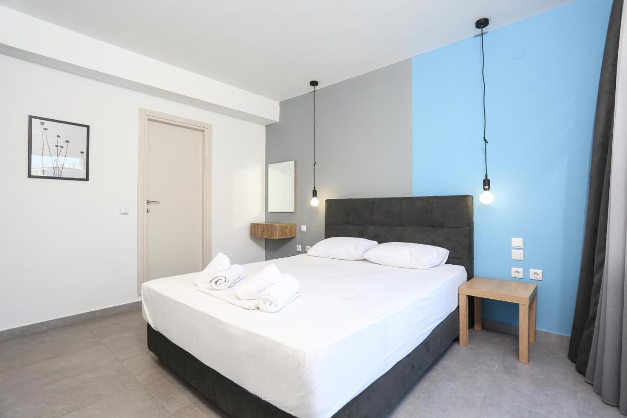 Downtown Seaside Suites Salonicco Esterno foto