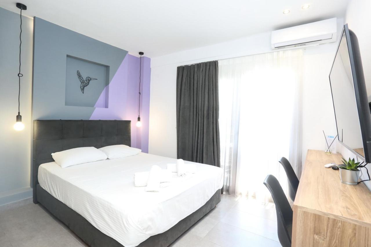 Downtown Seaside Suites Salonicco Esterno foto