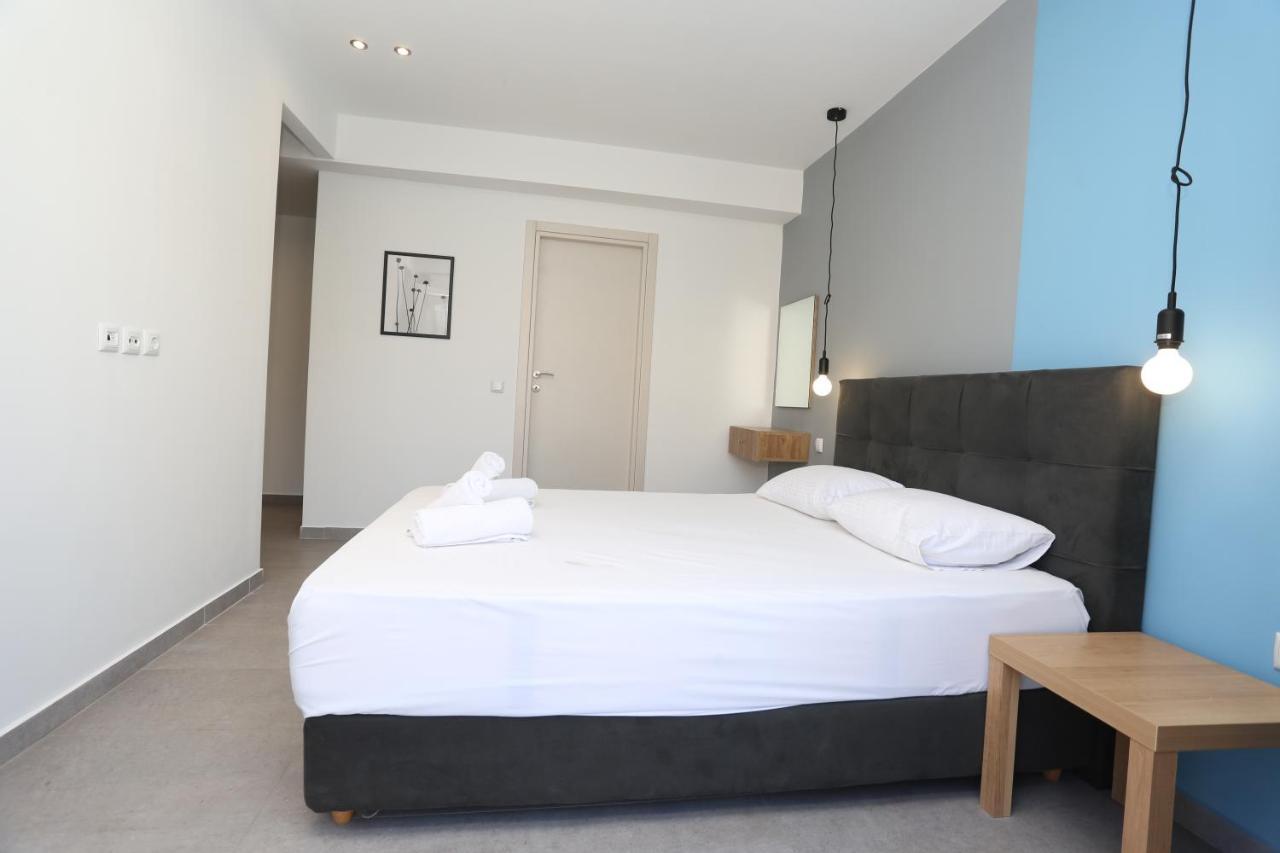 Downtown Seaside Suites Salonicco Esterno foto