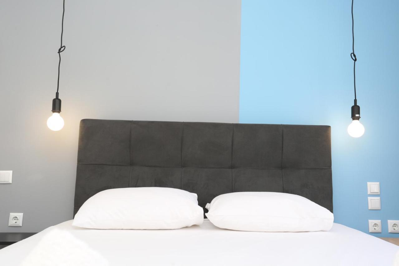 Downtown Seaside Suites Salonicco Esterno foto