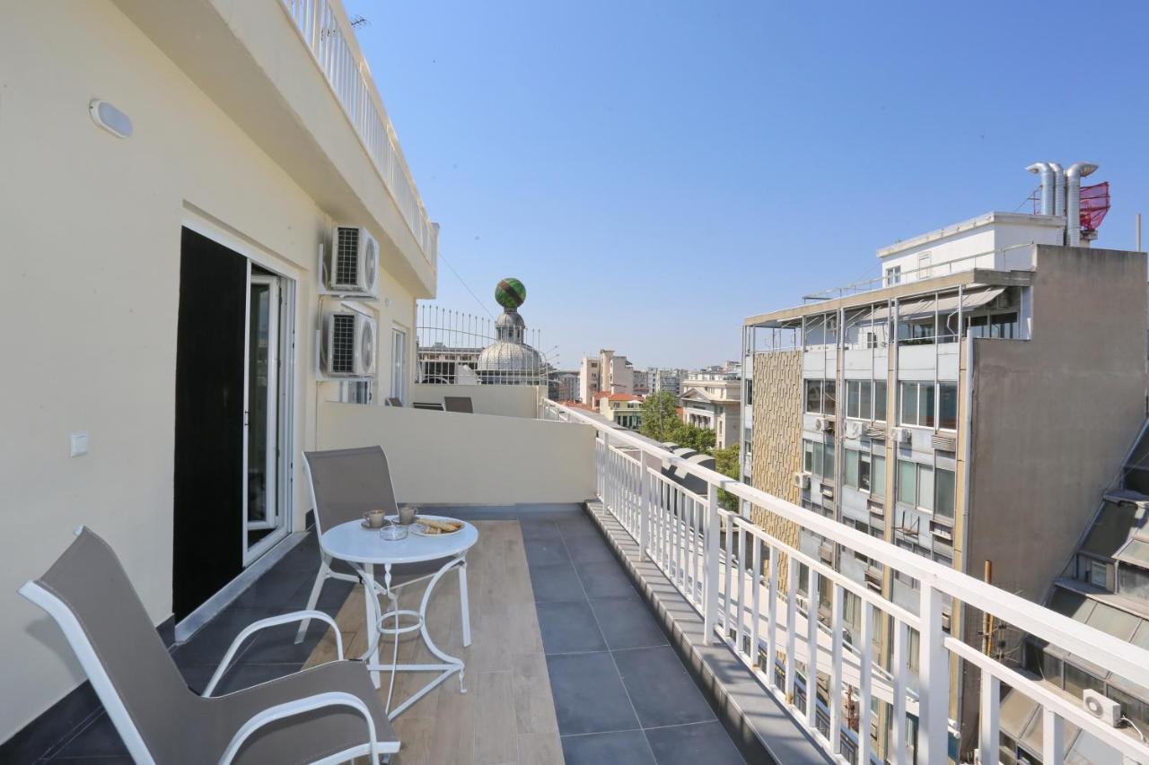 Downtown Seaside Suites Salonicco Esterno foto