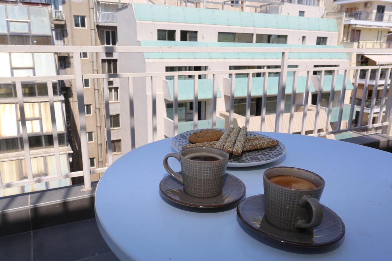 Downtown Seaside Suites Salonicco Esterno foto